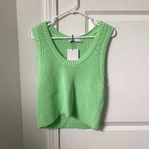 Zara slightly cropped green knit top